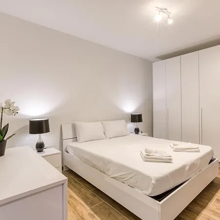 Bright & Spacious 3br With Balcony In By 360 Estates Lejlighed *