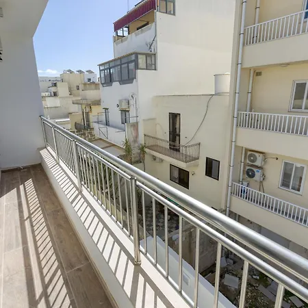 Bright & Spacious 3br With Balcony In By 360 Estates
