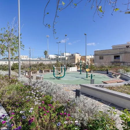 Bright & Spacious 3br With Balcony In By 360 Estates Lejlighed