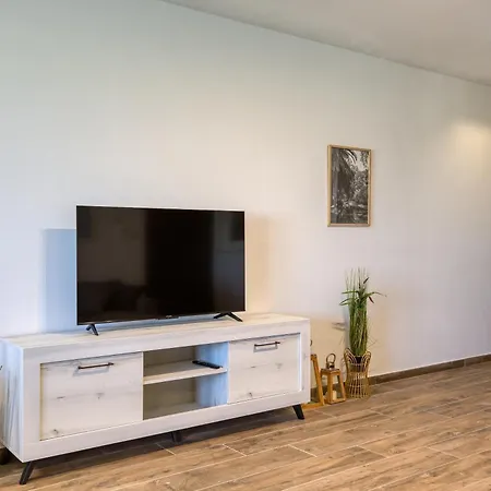 Apartment Bright & Spacious 3br With Balcony In By 360 Estates *