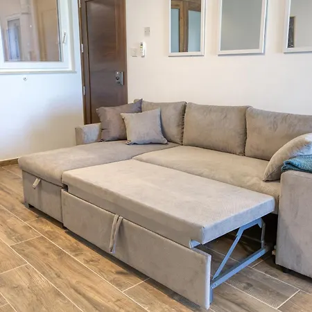 Bright & Spacious 3br With Balcony In By 360 Estates Apartment *
